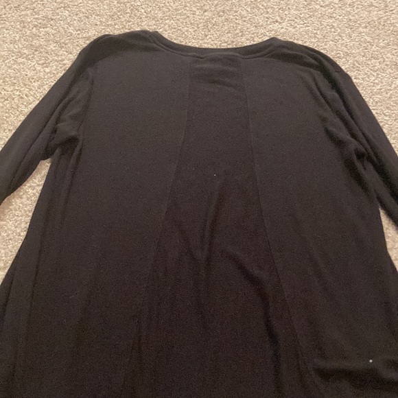 Athleta Girl flowy black athletic top long sleeve size girls L/12 great quality - Picture 4 of 4